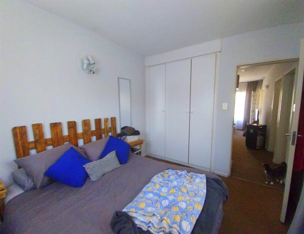 2 Bed Apartment in Alberton photo number 8