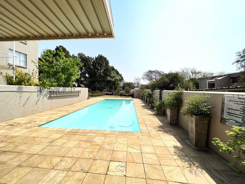 1 Bed Apartment in Rivonia photo number 19
