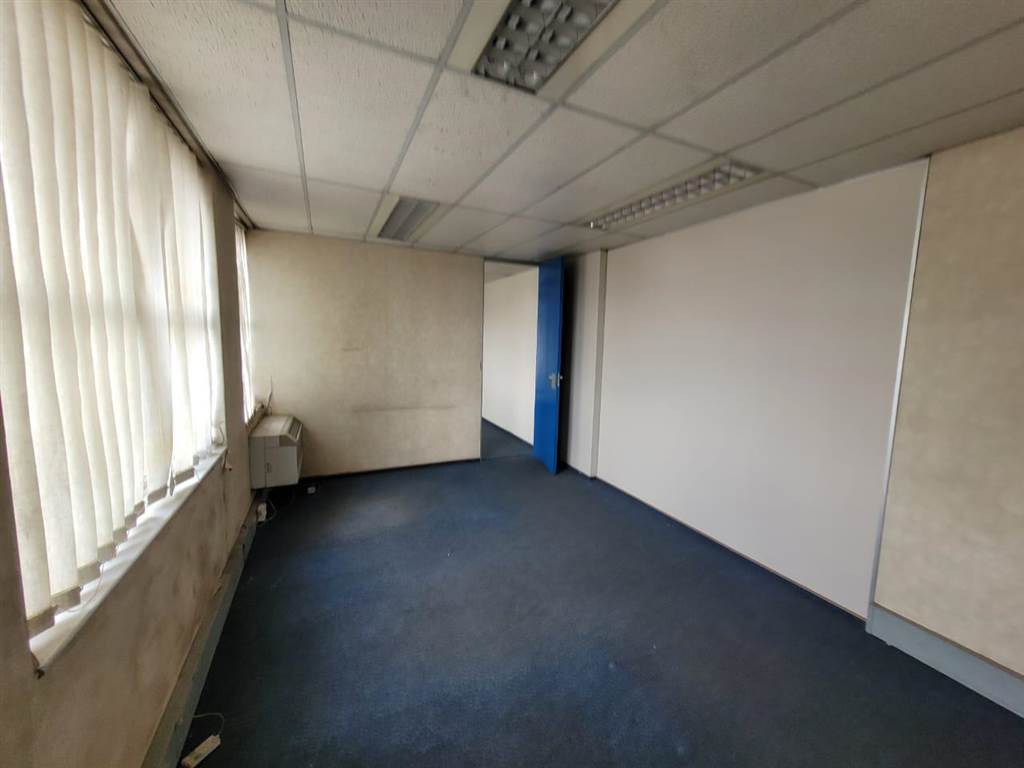108  m² Commercial space in Kempton Park Central photo number 15