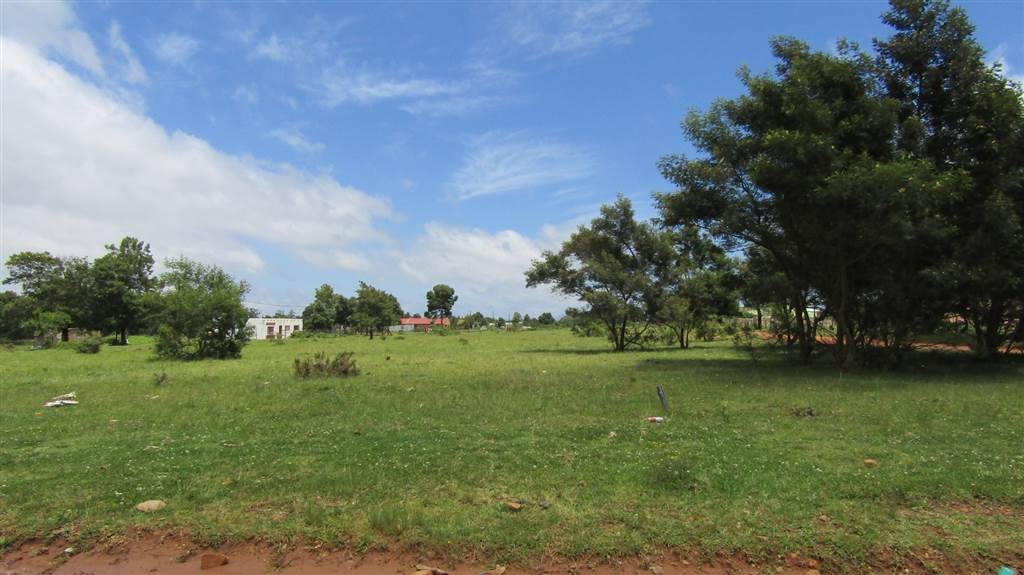 5857 m² Land available in Kruisfontein photo number 10