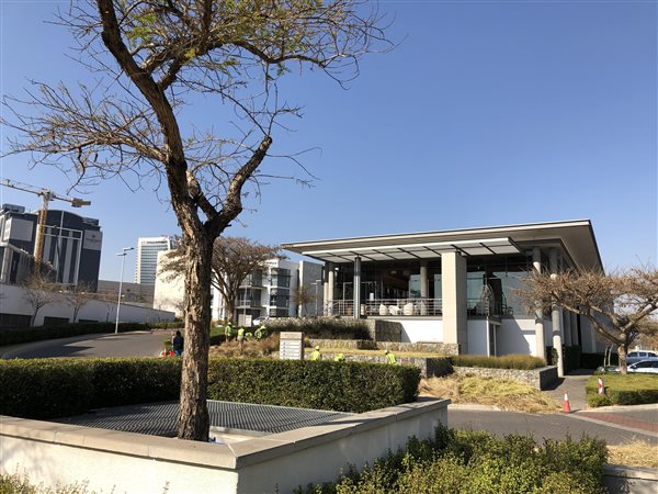 656  m² Commercial space in Waterfall Estate
