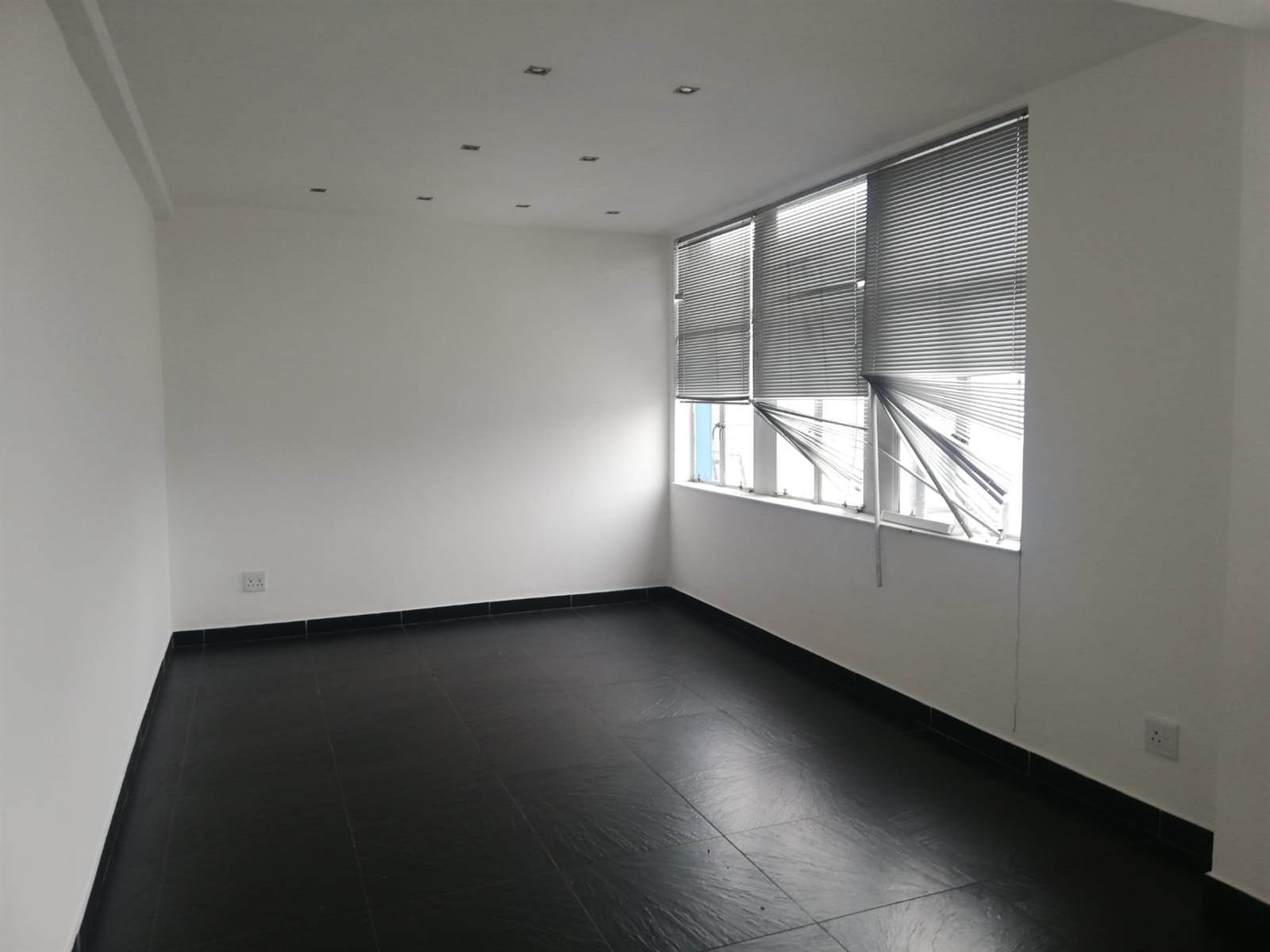 433  m² Office Space in Maitland photo number 11