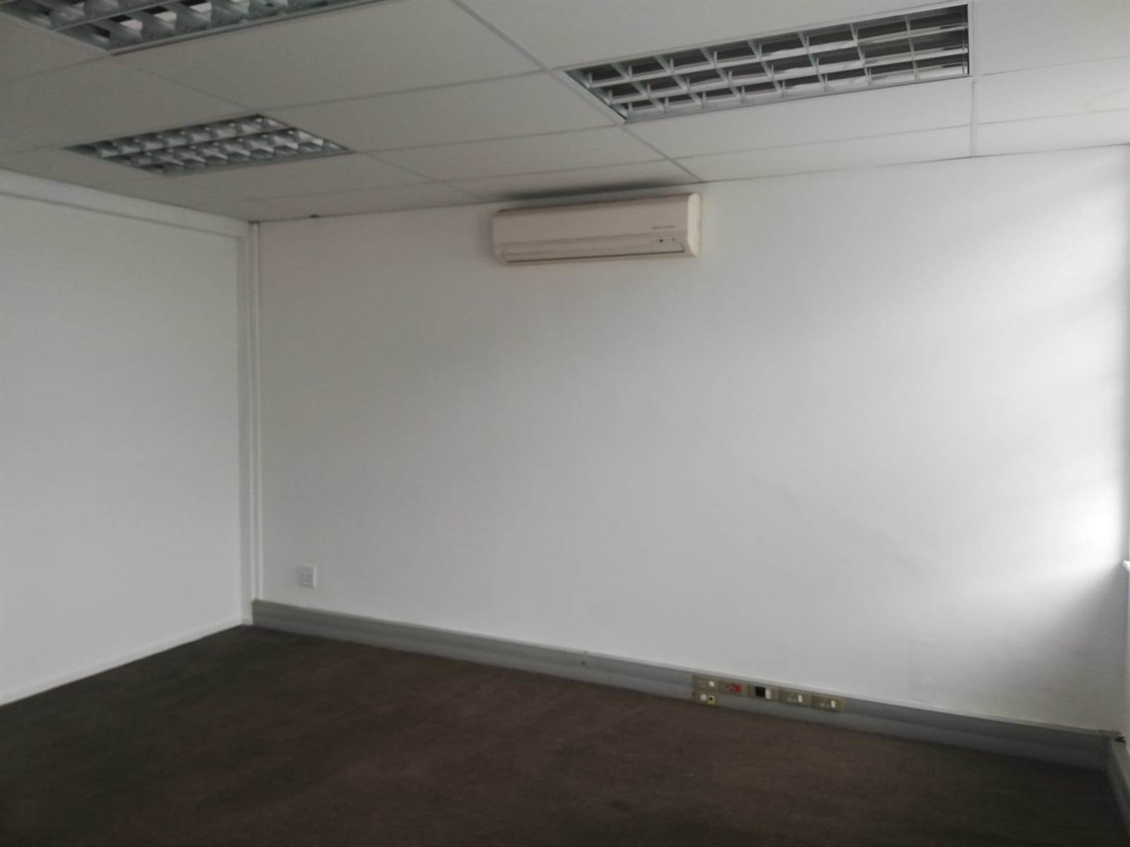 433  m² Office Space in Maitland photo number 21