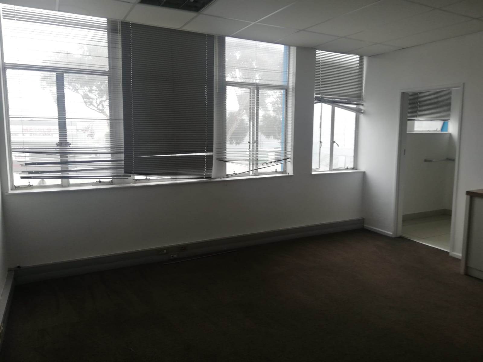 433  m² Office Space in Maitland photo number 19