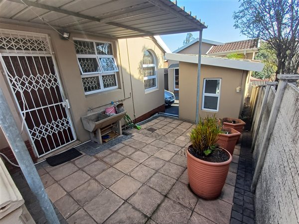 3 Bedroom House 3 Bedroom House