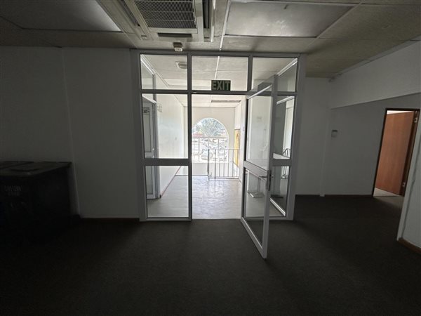 150  m² Office Space in Tokai