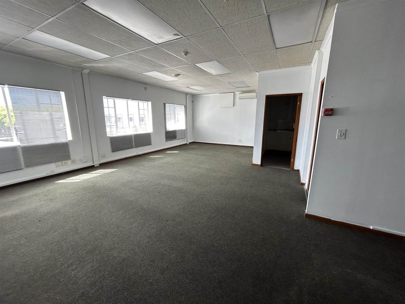 150  m² Office Space in Tokai photo number 4
