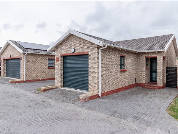 2 Bedroom Townhouse 2 Bedroom Townhouse