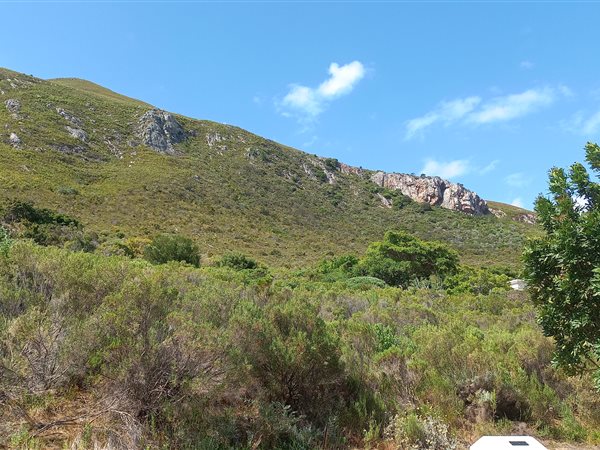 1687 m² Land available in Chanteclair