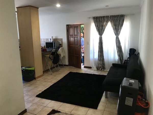 1 Bed Apartment