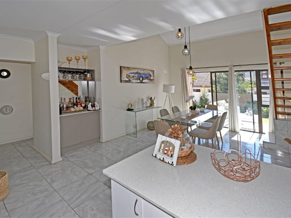 2 Bedroom Townhouse 2 Bedroom Townhouse