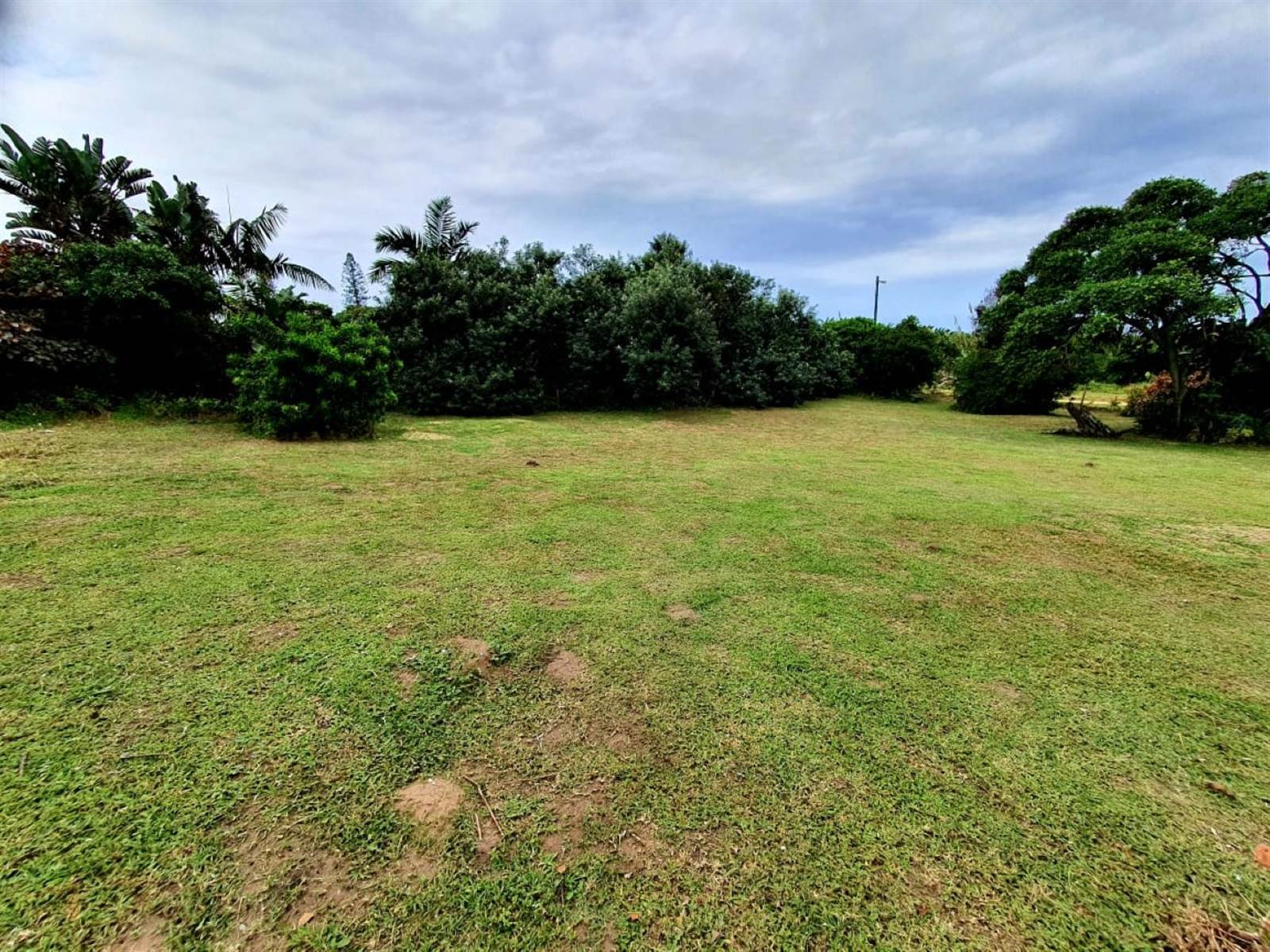 2023 m² Land available in Woodgrange photo number 1