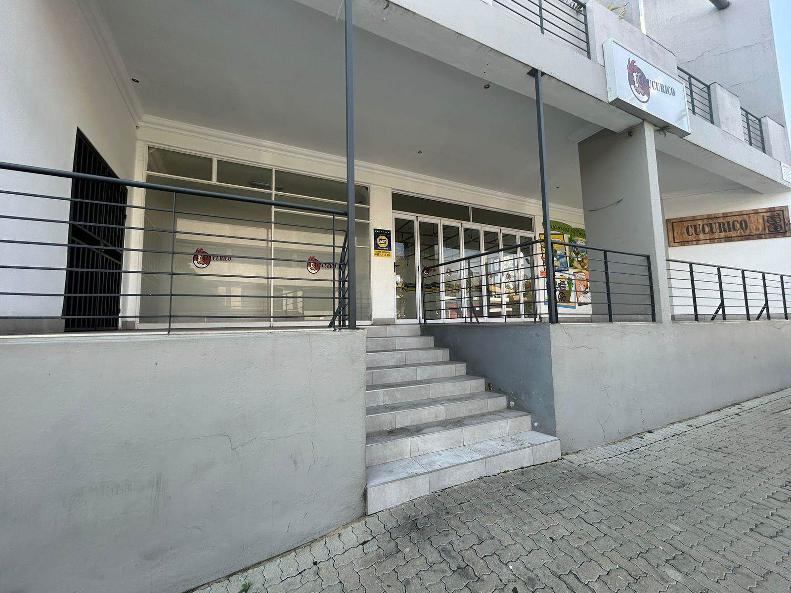 250  m² Commercial space in Greenside photo number 1