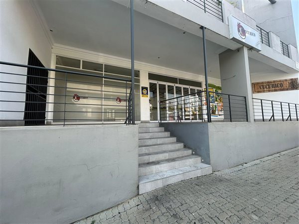 250  m² Commercial space in Greenside