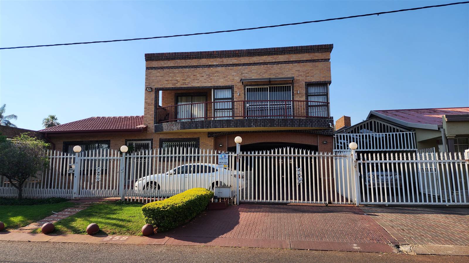 9 Bed House in Laudium photo number 1