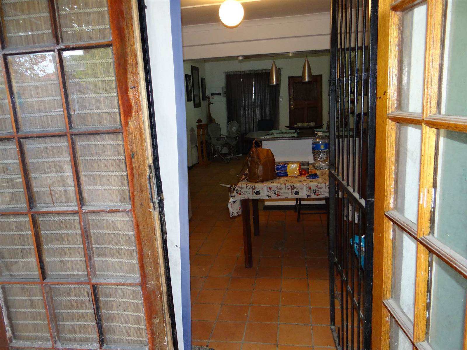 2 Bed House in Beaufort West photo number 15