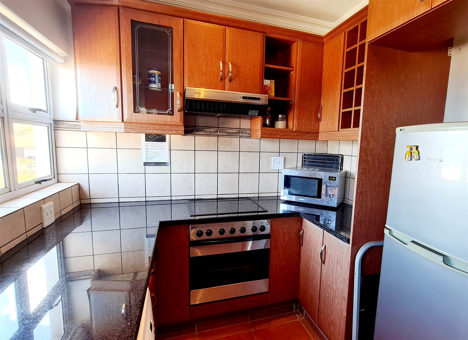 2 Bed Apartment in Scottburgh Central photo number 16