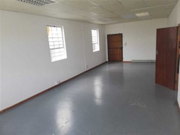 172  m² Commercial space in Observatory