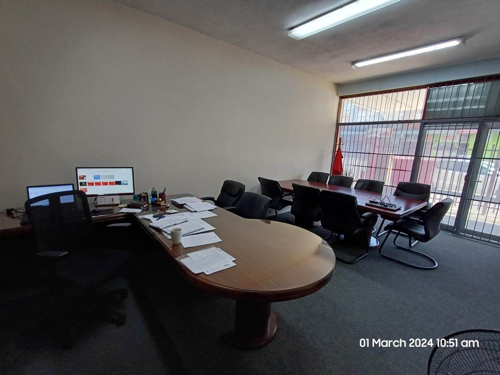 860  m² Commercial space in Bloemfontein photo number 4