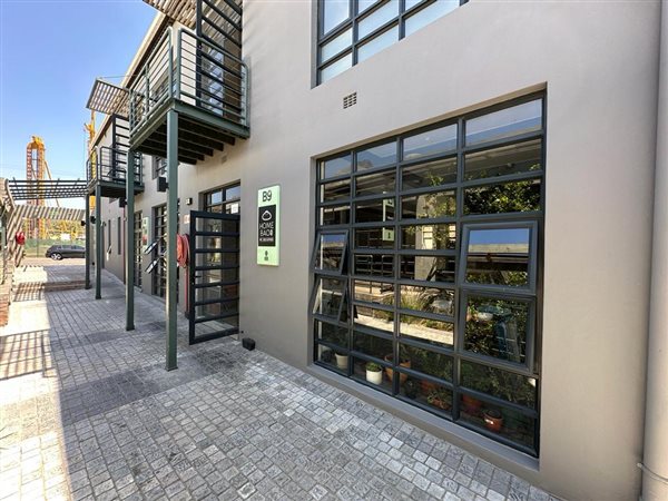 77  m² Commercial space in Salt River
