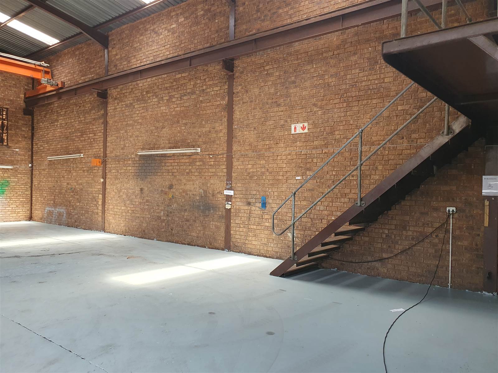 238  m² Industrial space in Alberton photo number 2
