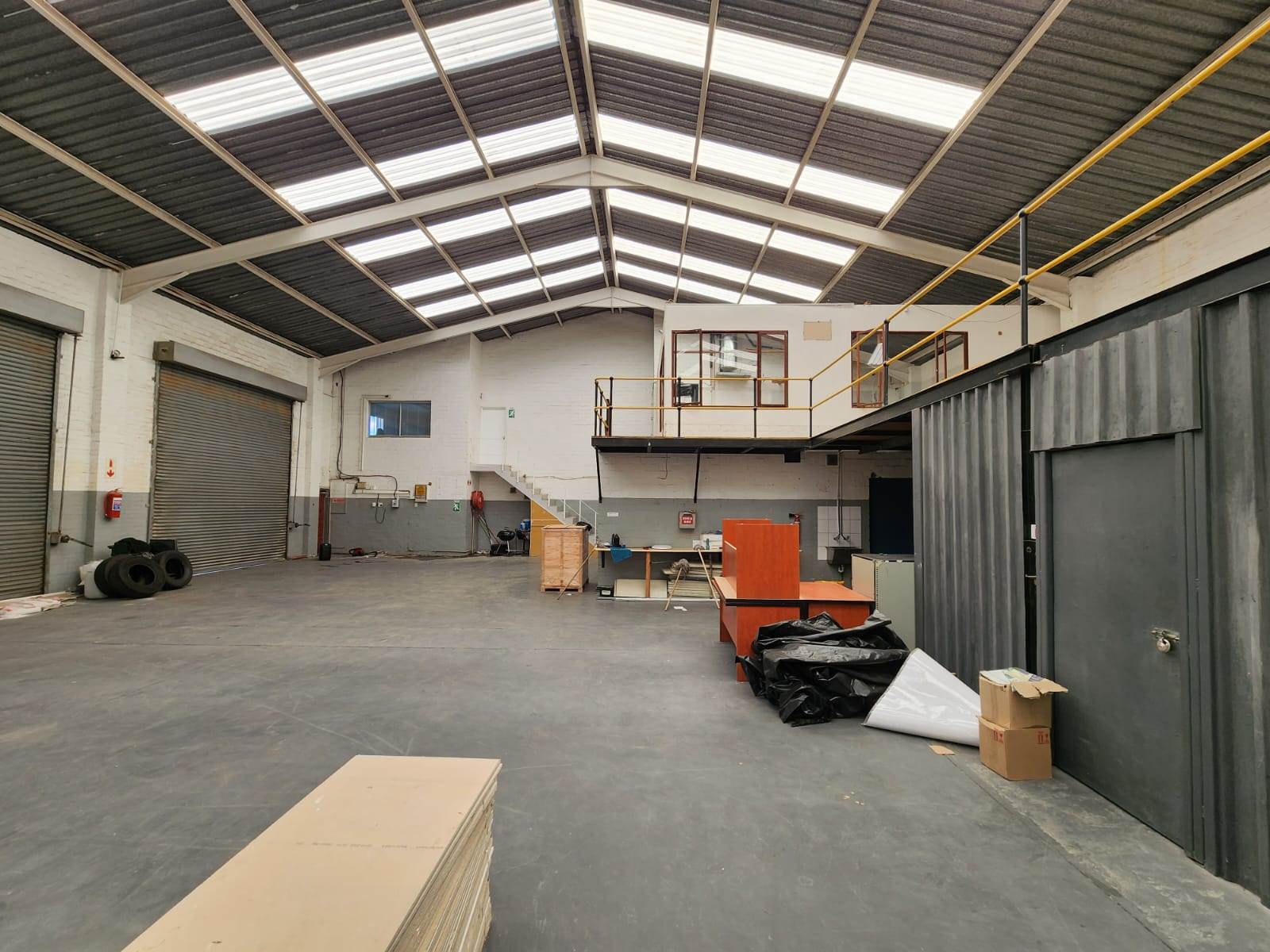 800  m² Industrial space in Killarney Gardens photo number 10
