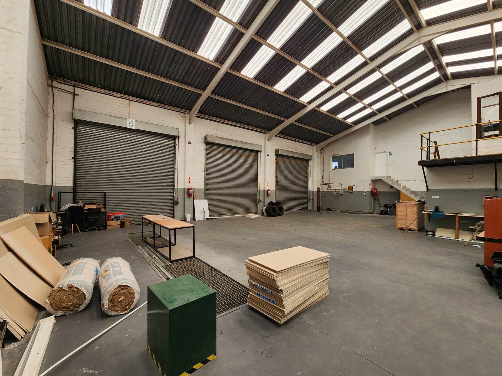800  m² Industrial space in Killarney Gardens photo number 3