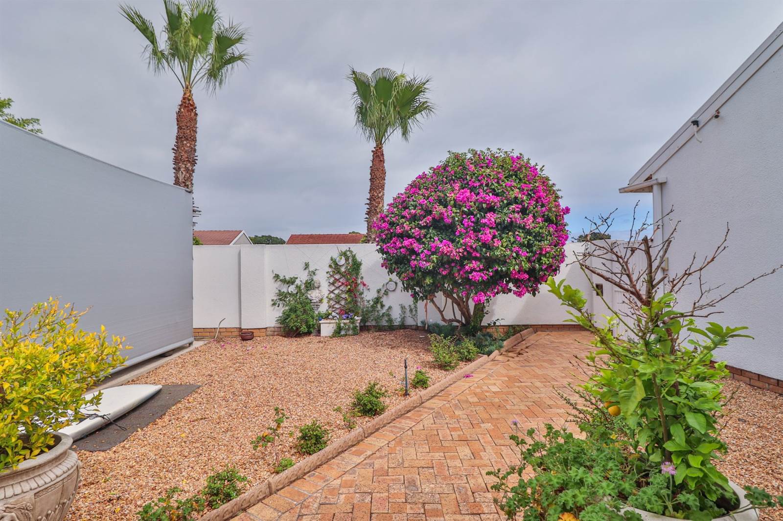 5 Bed House in Duynefontein photo number 20