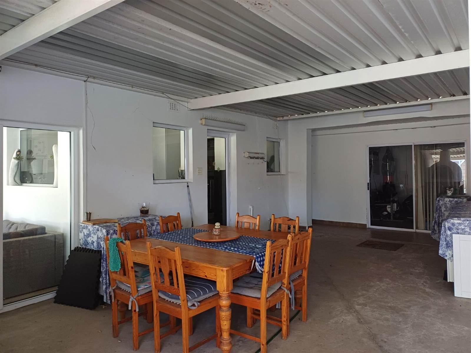 5 Bed House in Duynefontein photo number 5