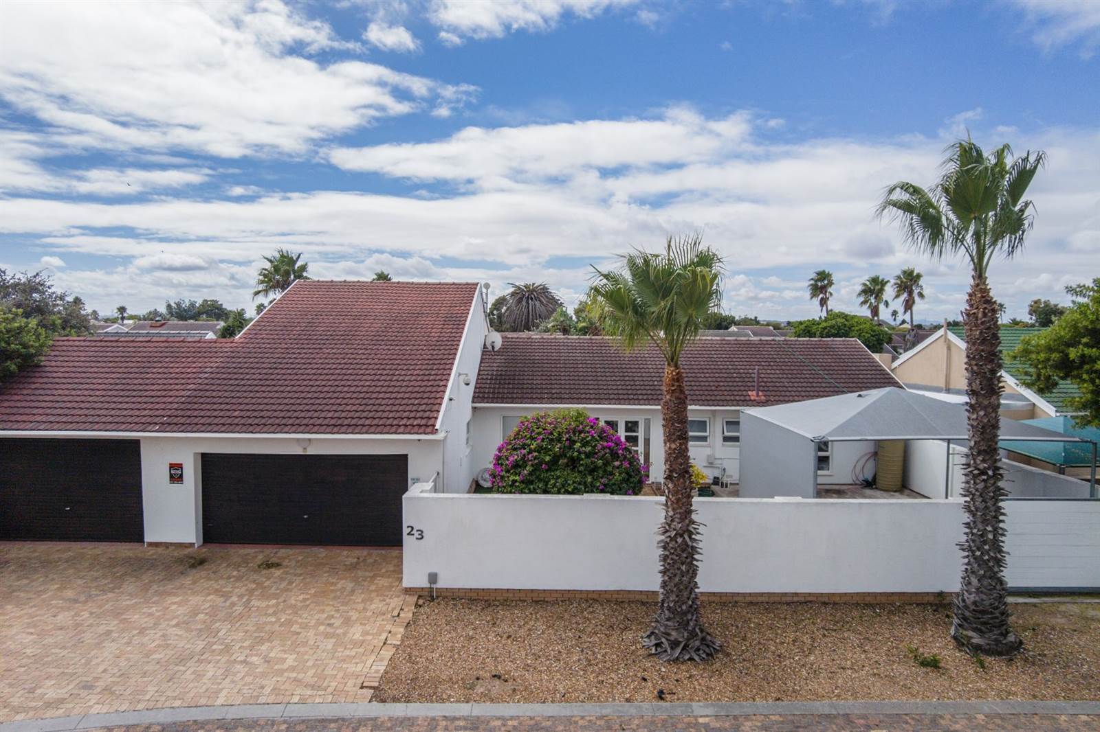 5 Bed House in Duynefontein photo number 2