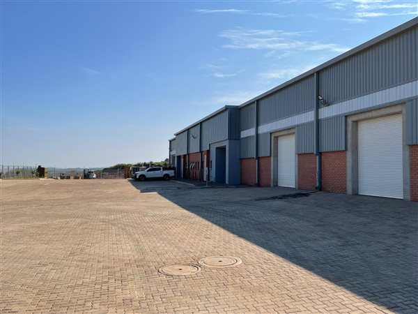 1315  m² Industrial space