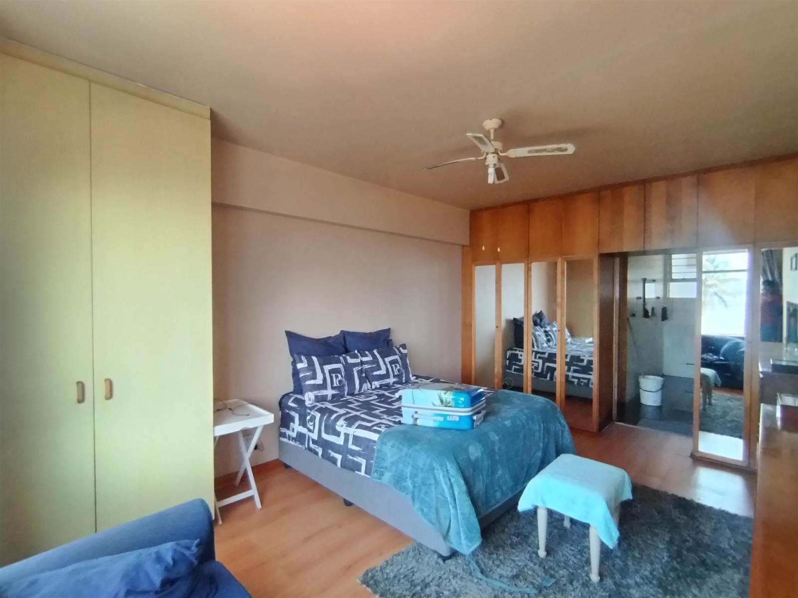 1.5 Bed Apartment in Durban CBD photo number 8