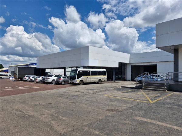 600 m² Commercial space 600 m² Commercial space