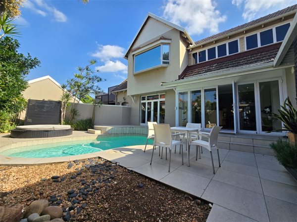 3 Bedroom Townhouse 3 Bedroom Townhouse