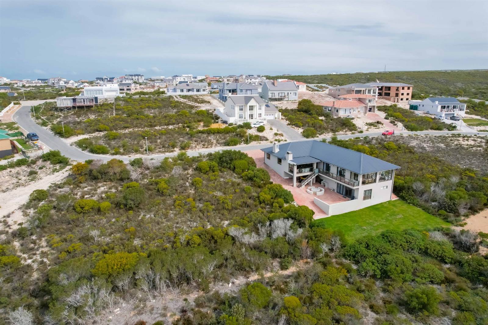 800 m² Land available in Struisbaai photo number 1