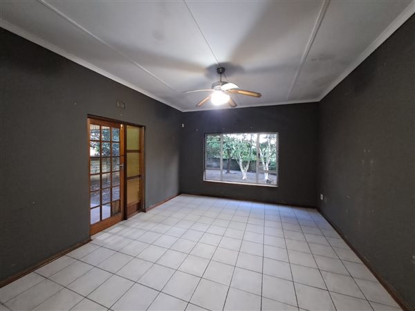 3 Bedroom House 3 Bedroom House