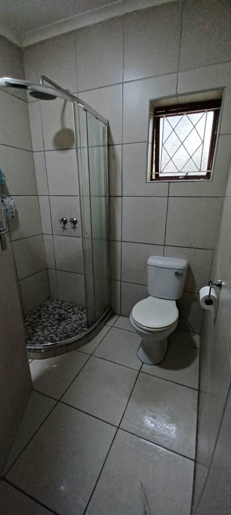 1 Bed Apartment in Richards Bay Central photo number 3