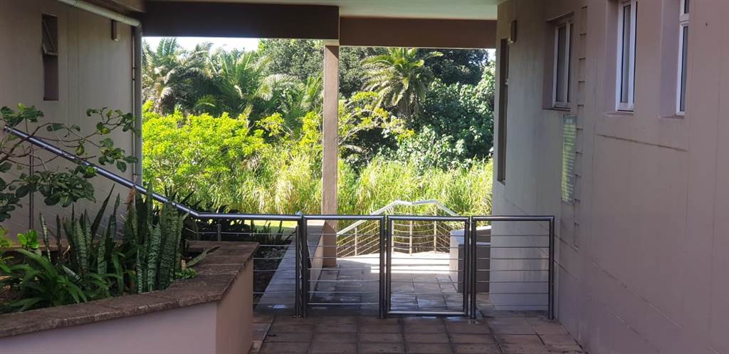 3 Bed Apartment in Shelly Beach photo number 24