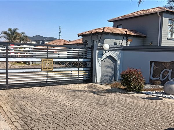 3 Bedroom House 3 Bedroom House