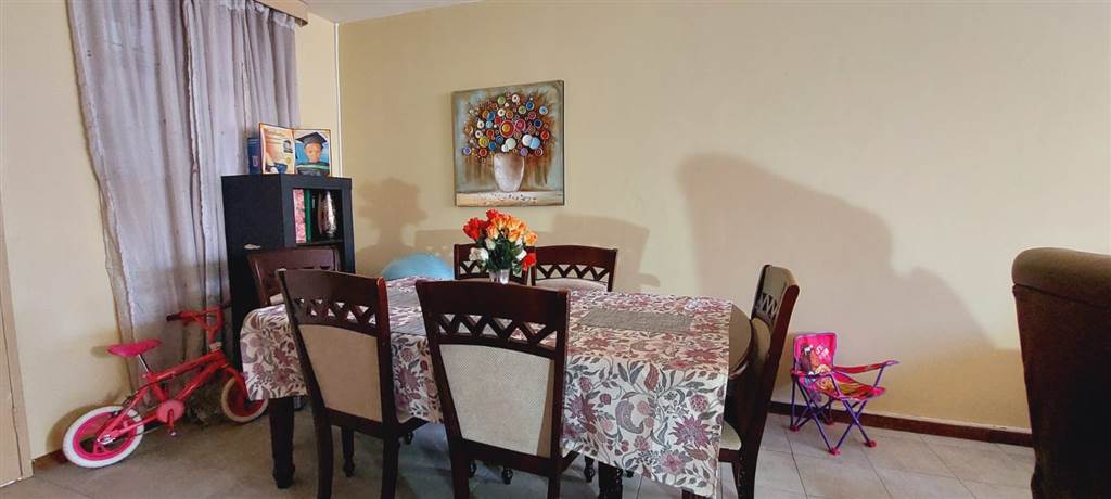 1.5 Bed Apartment in Gezina photo number 5
