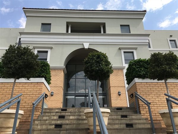 401  m² Office Space in Illovo
