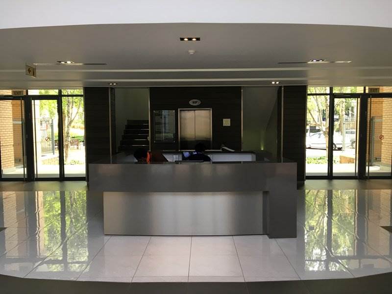 401  m² Office Space in Illovo photo number 8