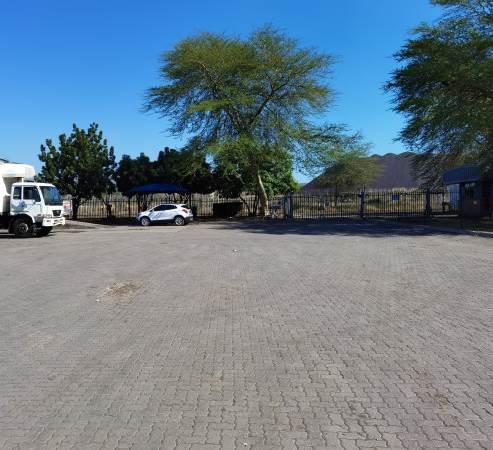 1400  m² Industrial space in Rustenburg Central photo number 1