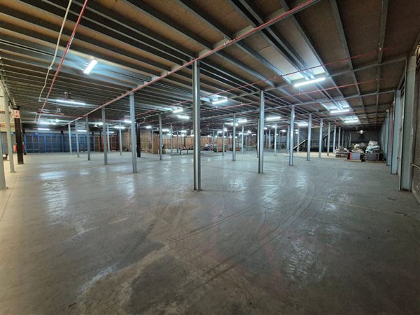 4 092 m² Industrial space 4 092 m² Industrial space