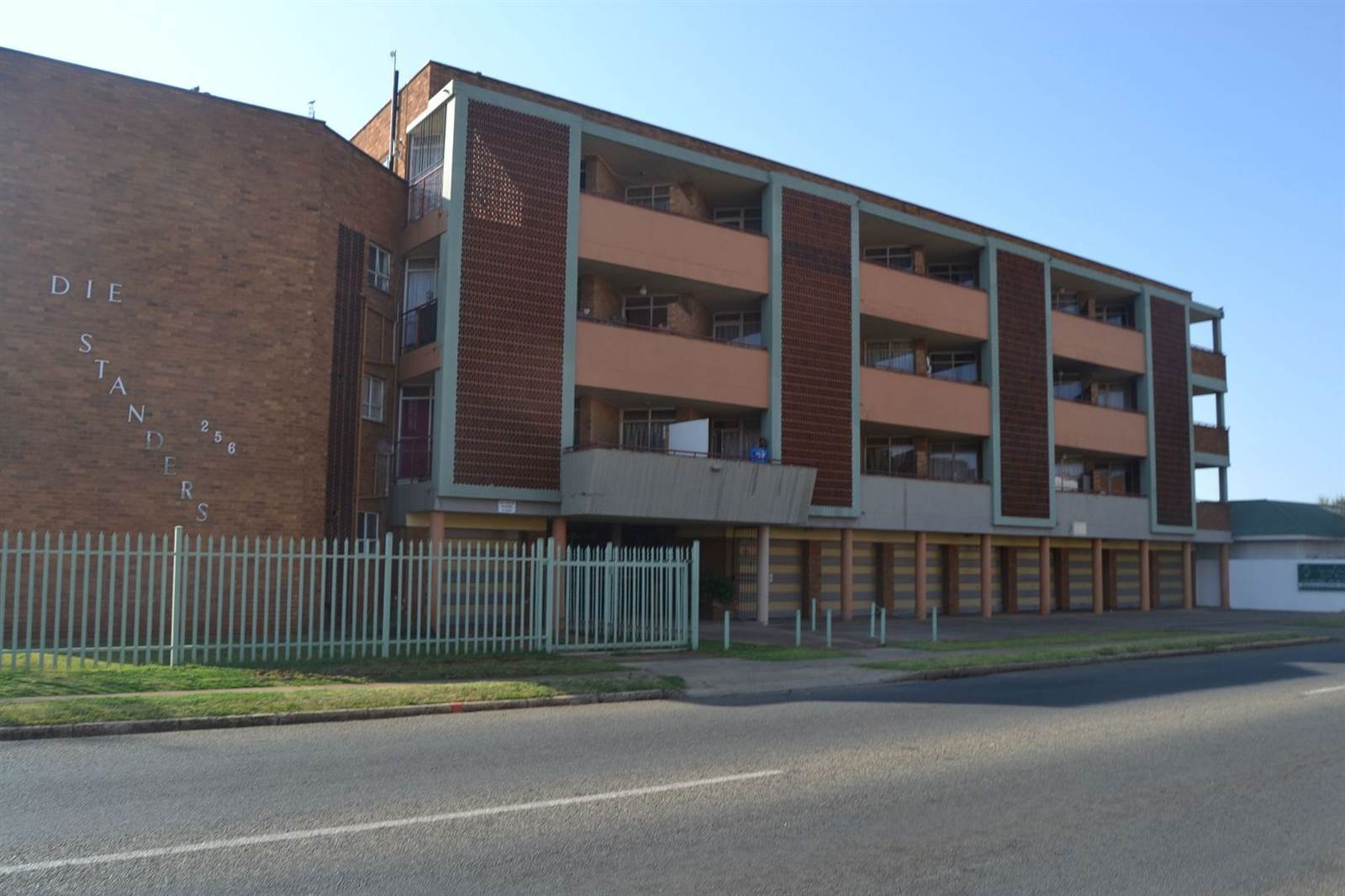 2 Bed Apartment in Potchefstroom Central photo number 23