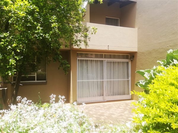 2 Bedroom Townhouse 2 Bedroom Townhouse