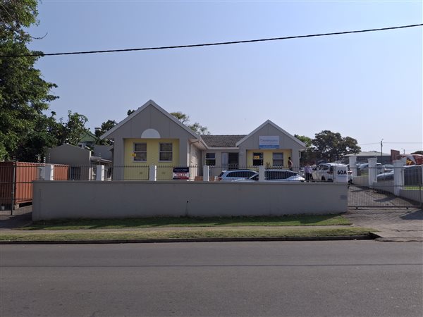 270 m² Commercial space 270 m² Commercial space