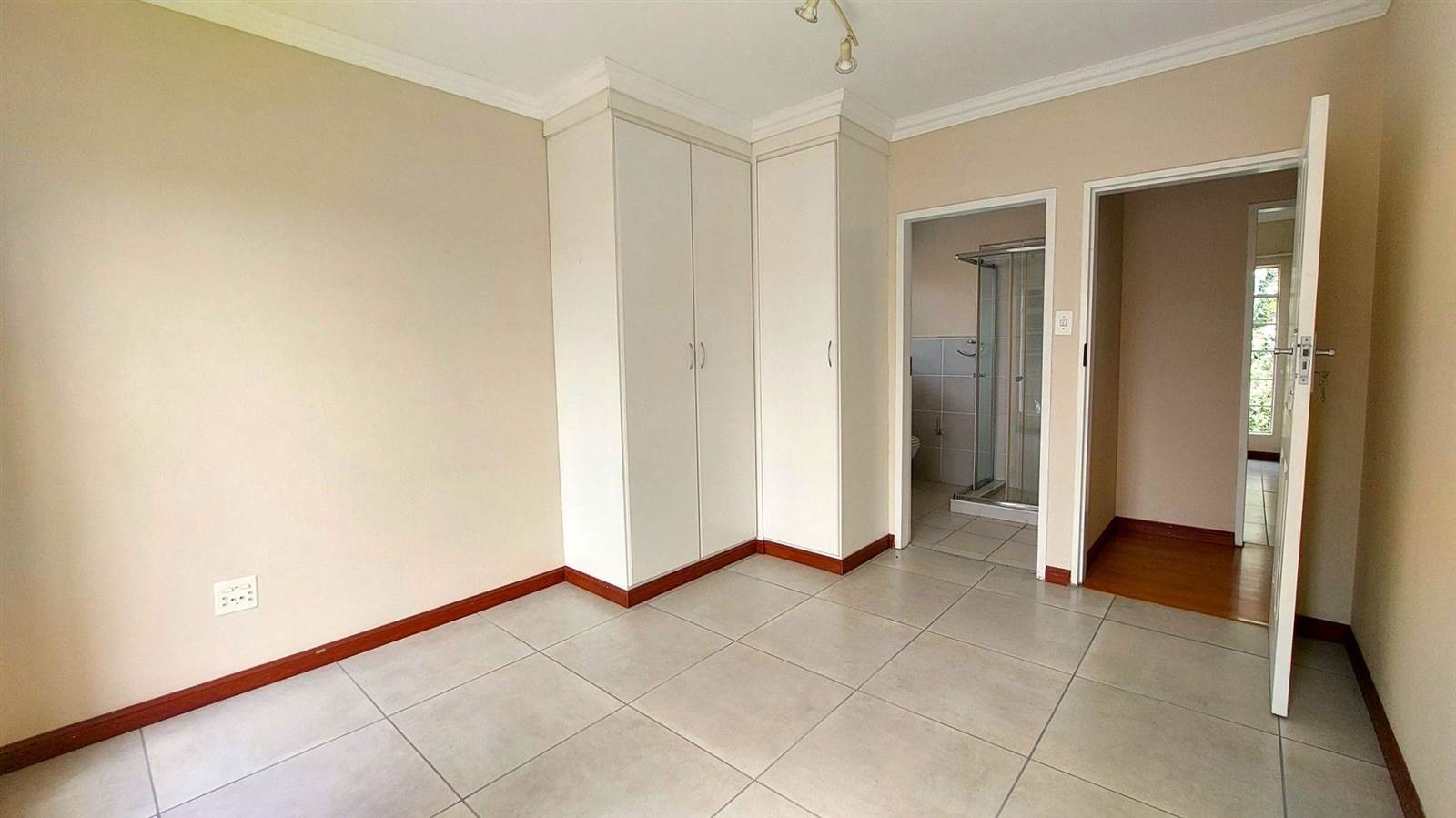 4 Bed Townhouse in Heidelberg Central photo number 17