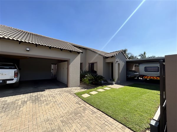 4 Bedroom House 4 Bedroom House