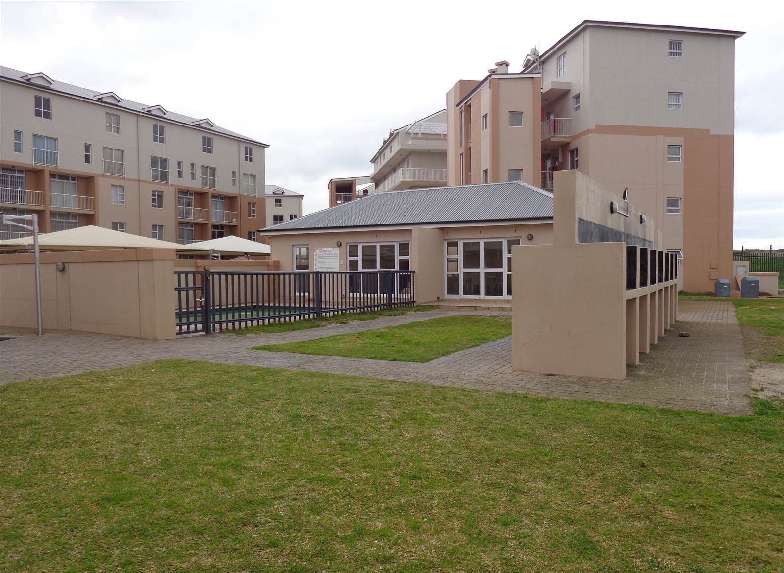 2 Bed Apartment in Muizenberg photo number 19